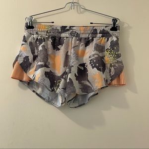 Lululemon Activewear women’s gray Running Shorts